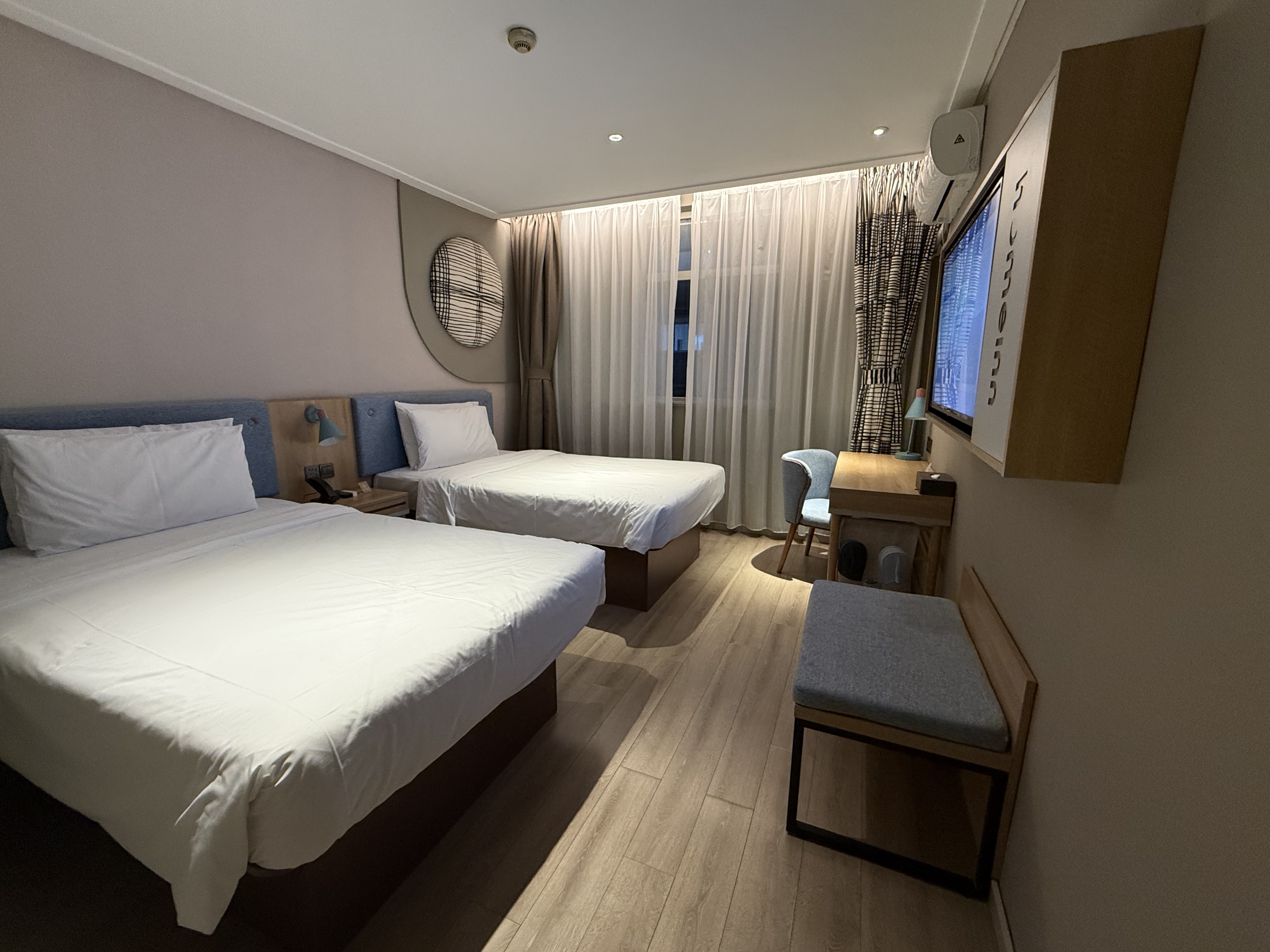 Premium Hotel Room