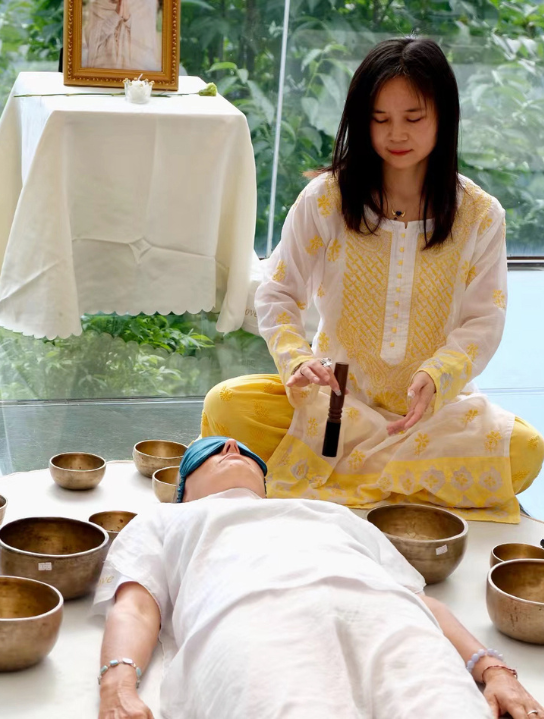 Level One Two The Embodiment of the Divine Singing Bowl Training