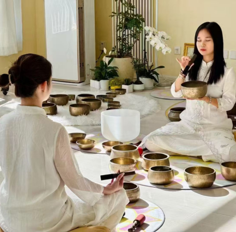 Singing Bowl Training Experience